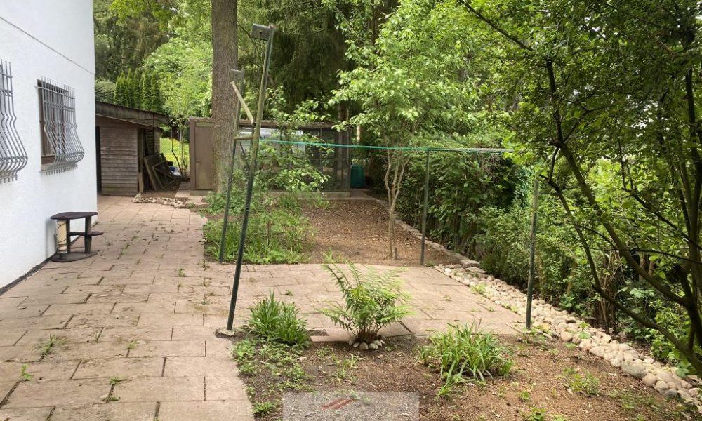 Freistehendes lichtdurchflutetes Einfamilienhaus mit großem Garten in Oberaichen
Objekt-Nr. 2620