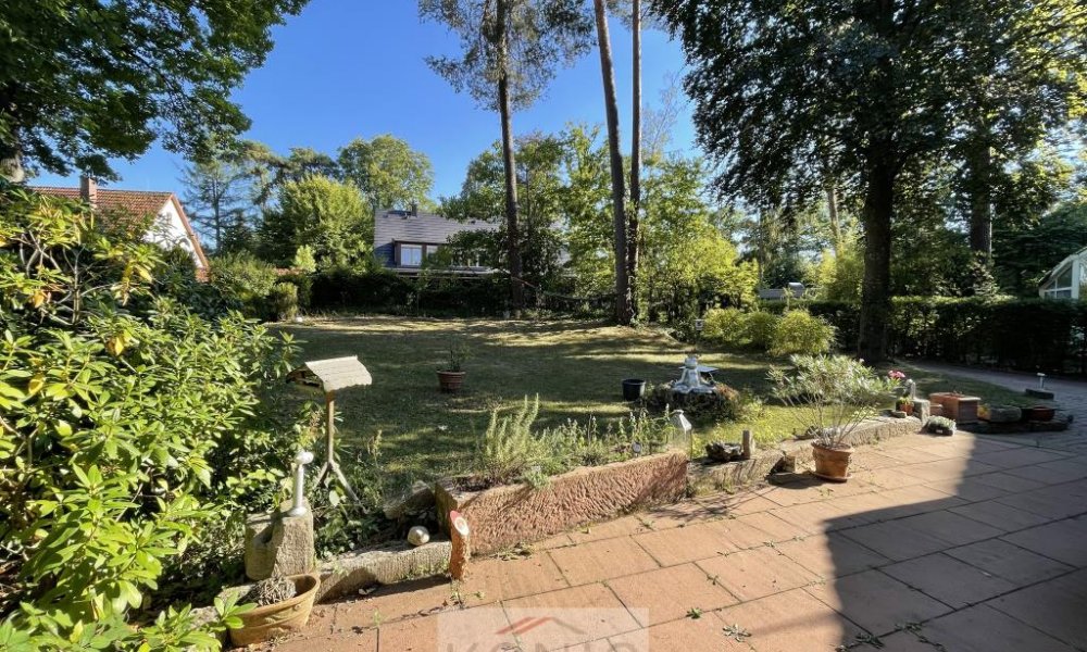 Freistehendes lichtdurchflutetes Einfamilienhaus mit großem Garten in Oberaichen
Objekt-Nr. 2620