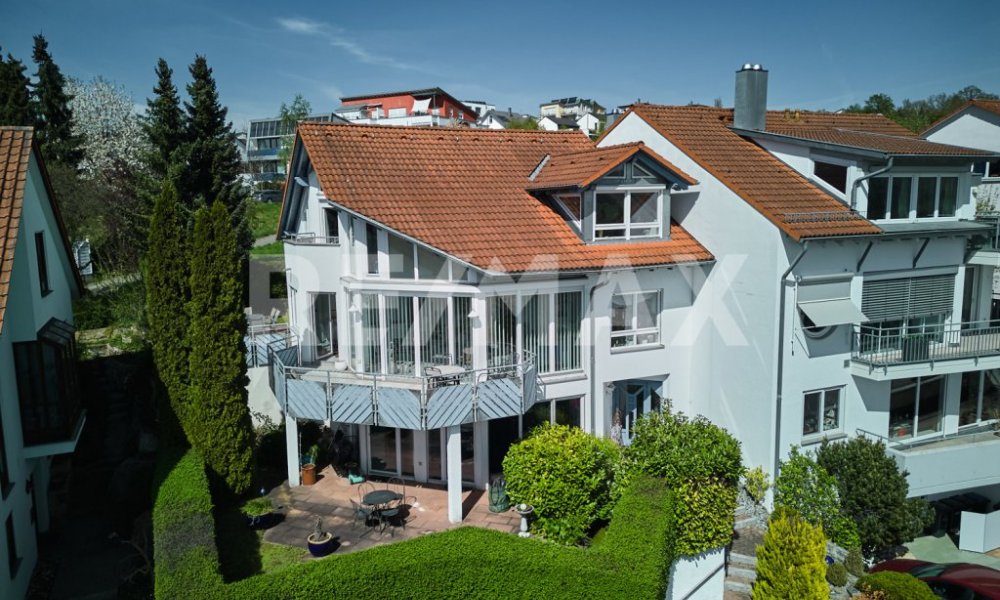 Lage, Aussicht, Großzügigkeit...
- ein Wohntraum für Genießer