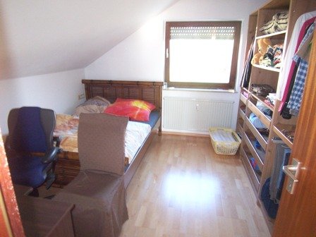 Traumhafte 2 Zimmer-DG Wohnung in guter Wohnlage von RT-Betzingen, Obj.-Nr. 2540