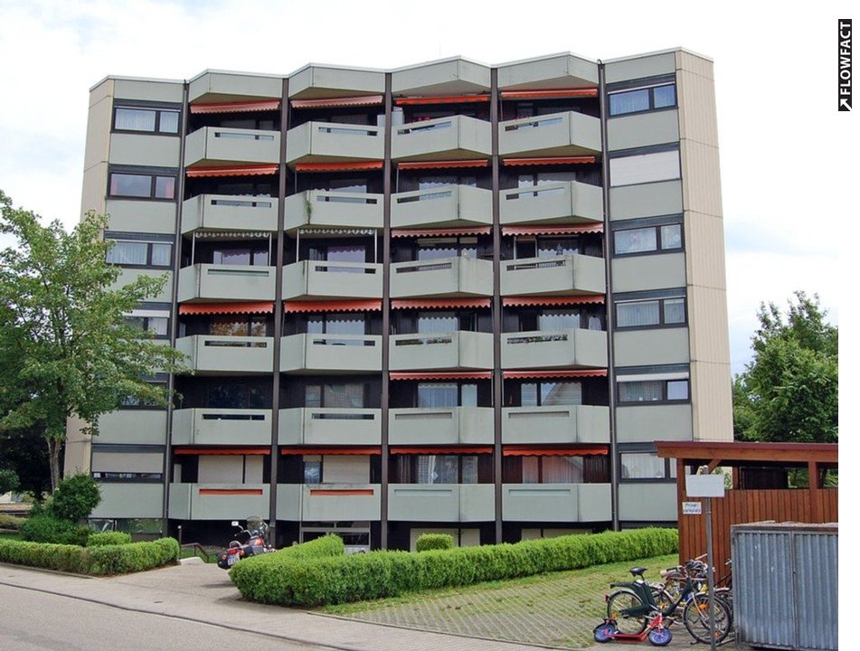 Großzügige 3 1/2 -Zi.-Wohnung mit Garage